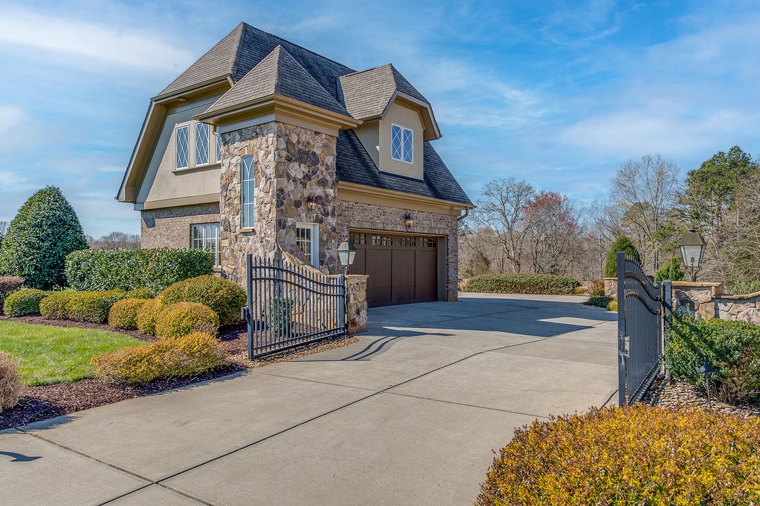 Teeter Farms Estates In Mooresville, North Carolina, United States For