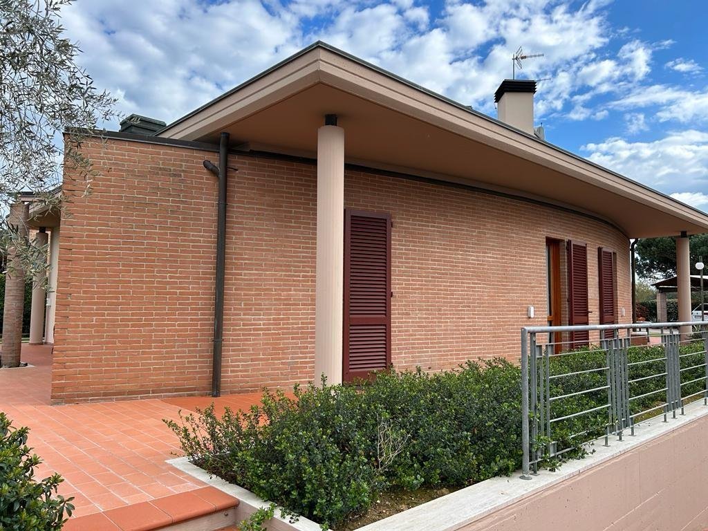 Villa in Castelfranco di Sotto, Tuscany, Italy 3 - 12568657
