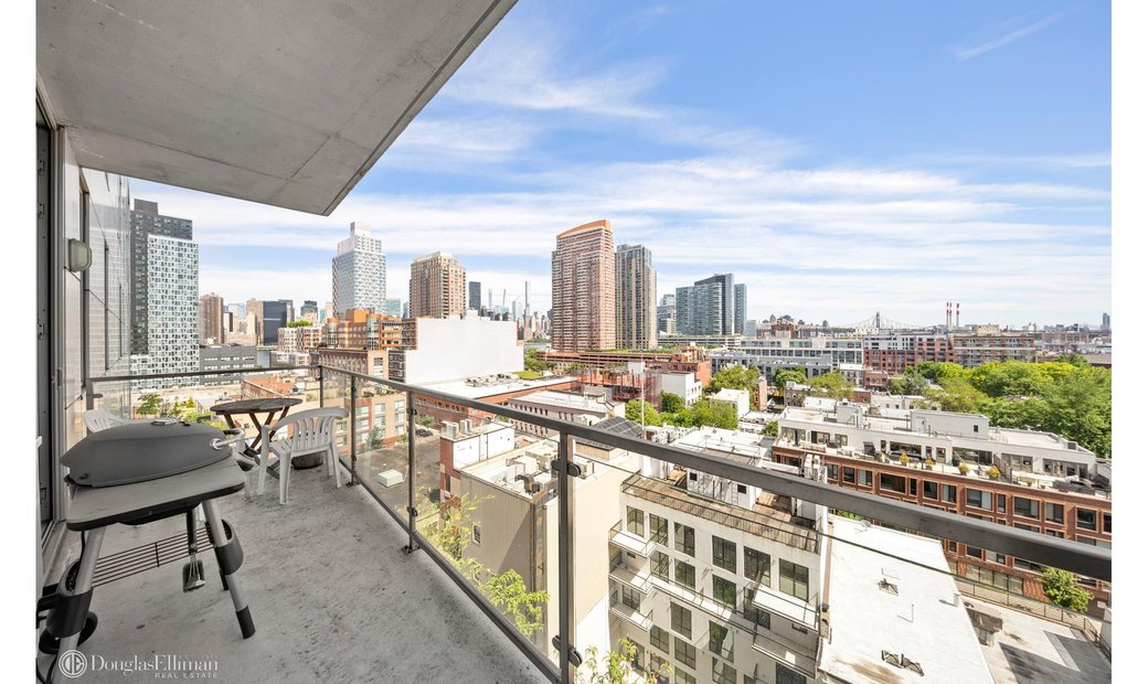 Condo Queens In Queens, Ny, United States For Sale (12738874)