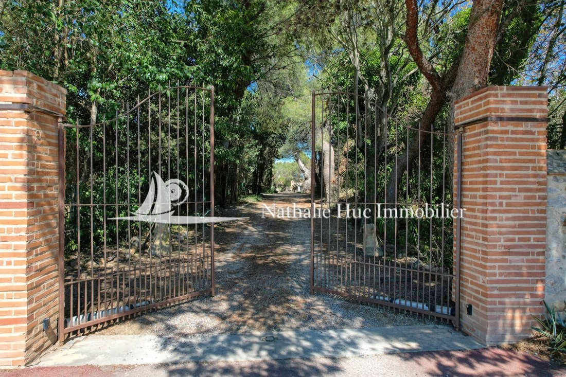 Villa in Claira, Occitania, France 3 - 12740136