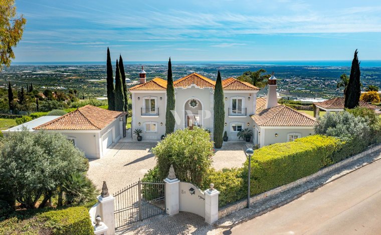 Alg022 - Private 4-hectare estate in Algarve