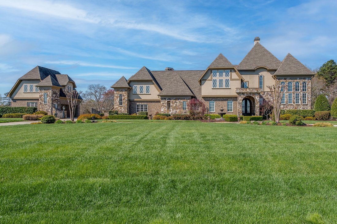 Teeter Farms Estates In Mooresville, North Carolina, United States For