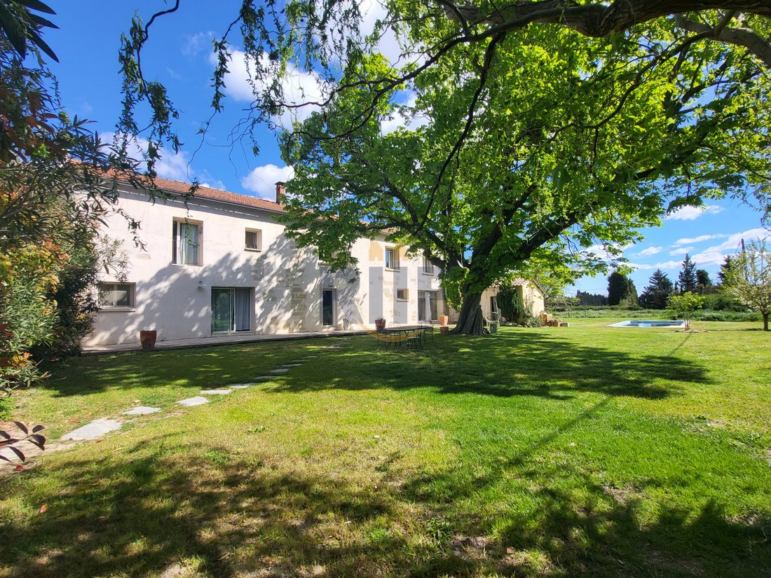 Mas On 2.6 Ha Of In Saint Rémy De Provence, Provence Alpes Côte D'azur