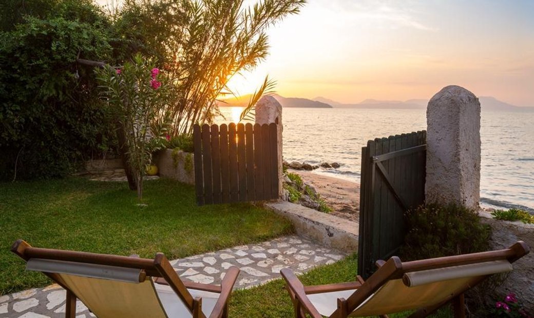 Beautiful 2 Bedroom Oceanside Detached House In Lefkimmi, In Lefkimmi