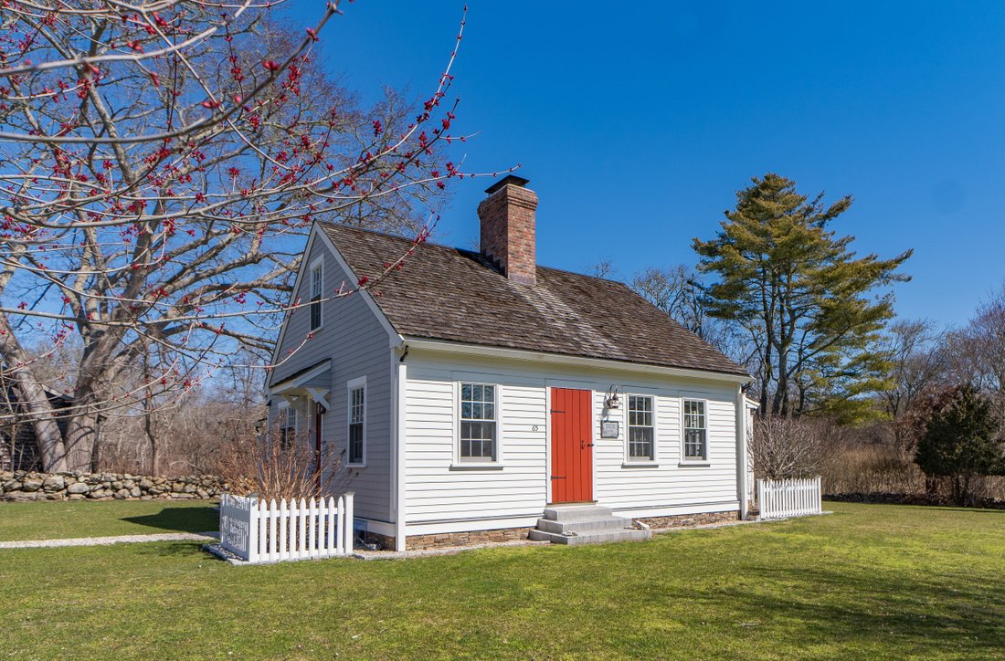 65 Mullin Hill Rd In Little Compton, Rhode Island, United States For