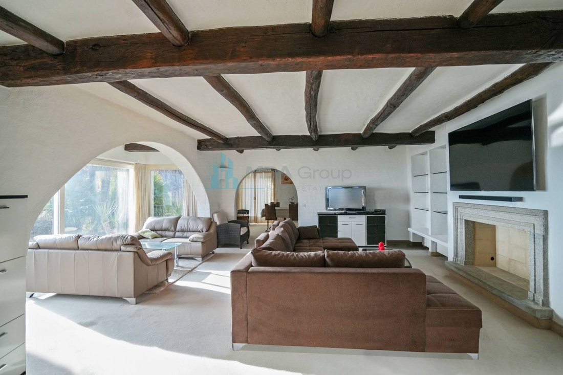 Villa in Pura, Ticino, Switzerland 4 - 12745322
