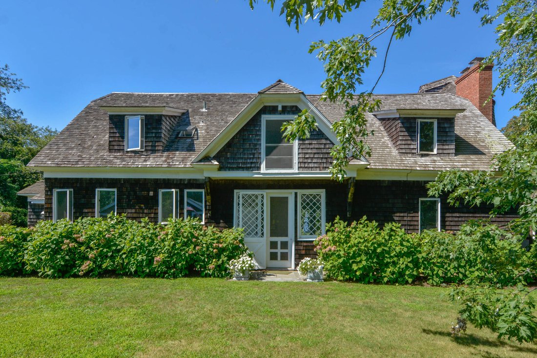 The Carriage House In The In Wainscott, New York, United