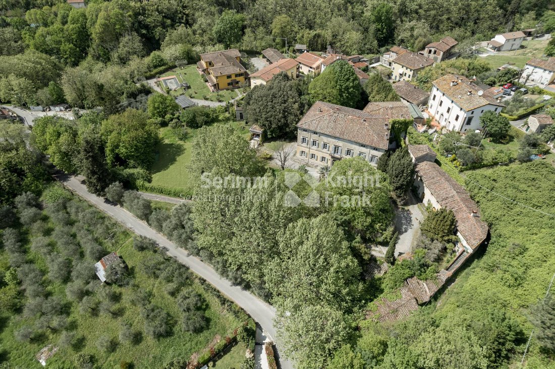 Villa in Pieve di Brancoli, Lucca, Tuscany 1 - 12745495