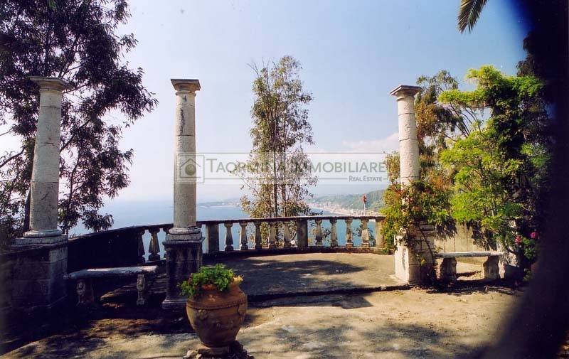 , Historic Villa For Sale In Taormina, Centro In Taormina, Sicily