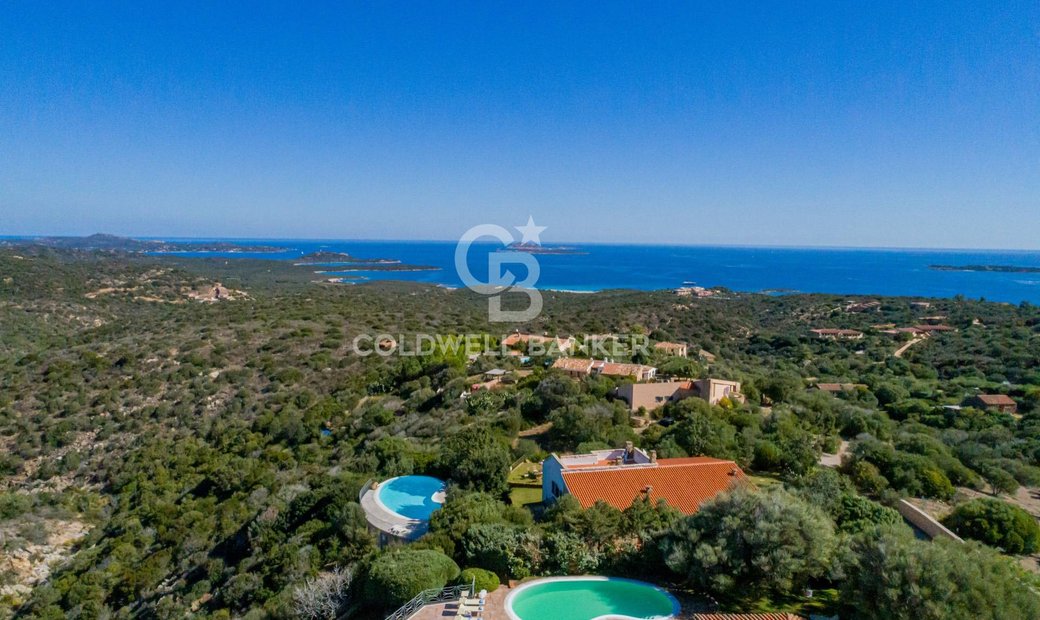 Single House For Sale In Olbia Dans Milmeggiu, Sardaigne, Italie à