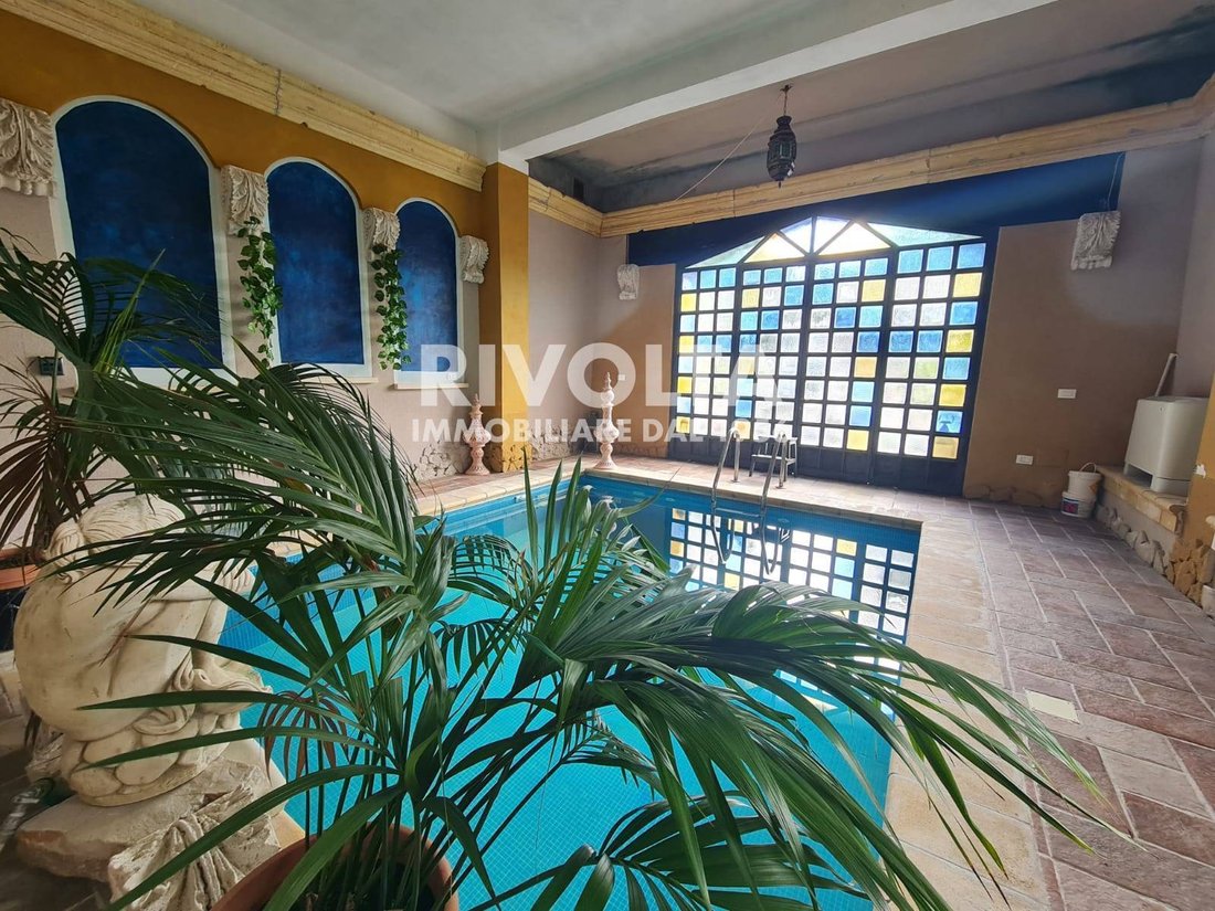 Villa in Castel San Benedetto, Rieti, Lazio 1 - 12745474