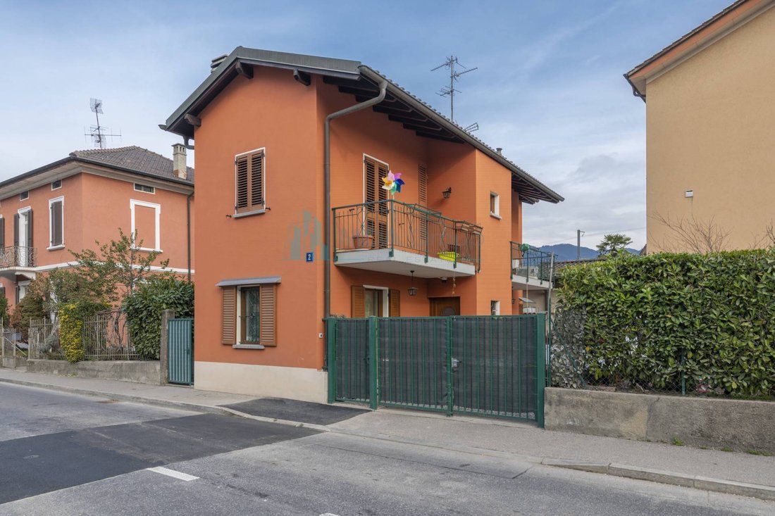 House in Chiasso, Ticino, Switzerland 3 - 12745305