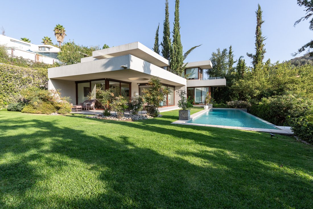 Mediterranean House In Parque In Santiago, Santiago Metropolitan Region