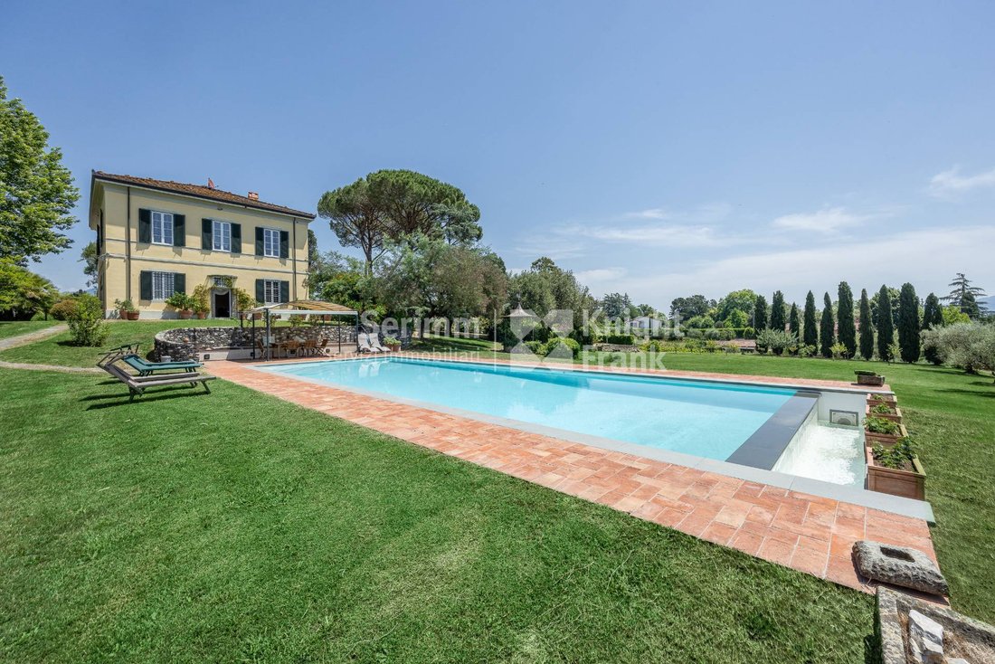 Villa in Area Monte San Quirico - Sant'Alessio, Lucca, Tuscany 1 - 12745558