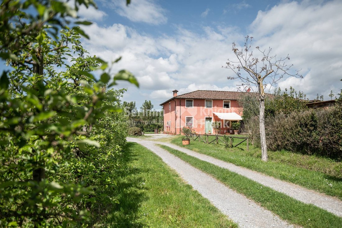 Country House in Area Monte San Quirico - Sant'Alessio, Lucca, Tuscany 3 - 12745395