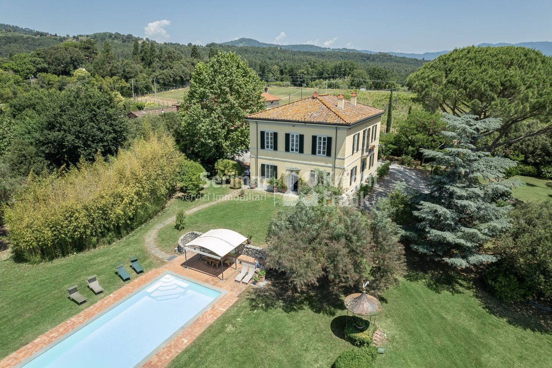 Villa in Area Monte San Quirico - Sant'Alessio, Lucca, Tuscany 5 - 12745558