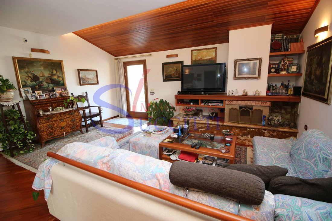 Apartment in Tortoreto, Abruzzo, Italy 4 - 12744696