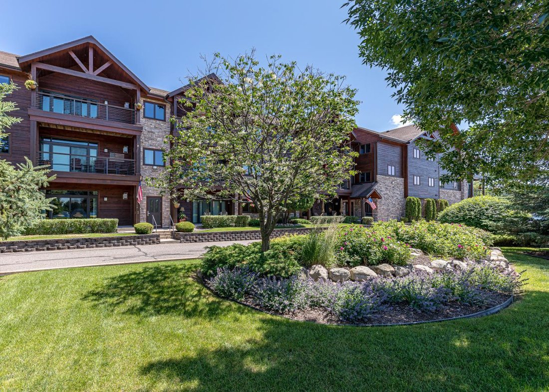 Luxury At Lakeview In Minocqua, Wisconsin, United States For Sale