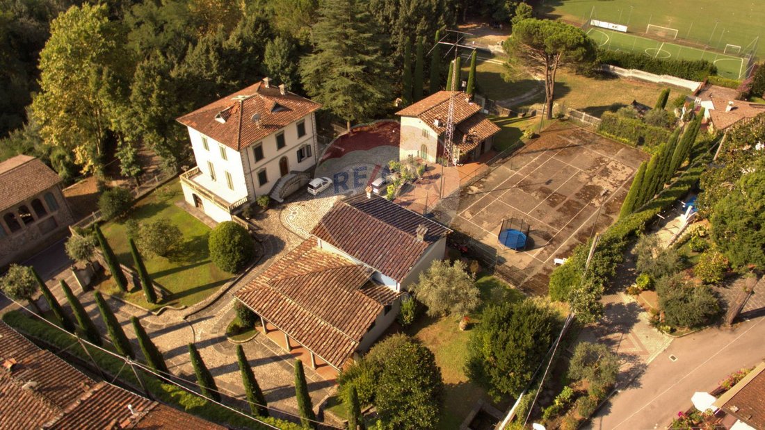 Villa Singola In Vendita A Bagni Di Lucca, In Bagni Di Lucca, Tuscany