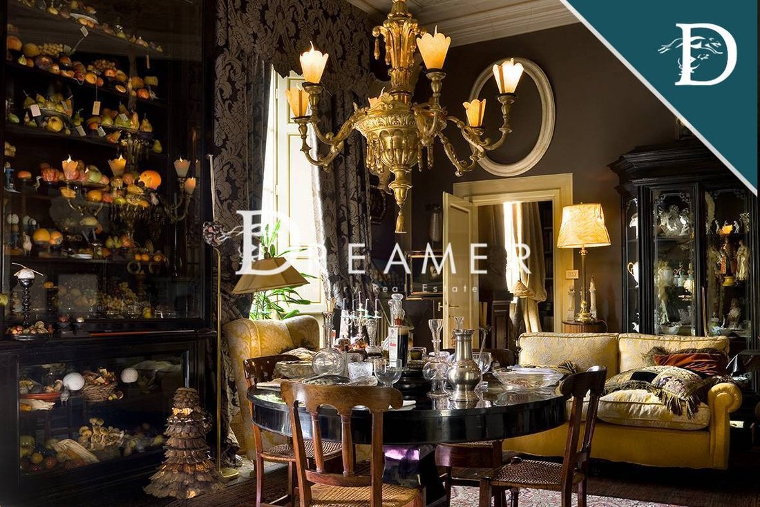 Flat For Sale In Firenze, Centro Oltrarno In Florence, Tuscany, Italy For Sale (12745974)