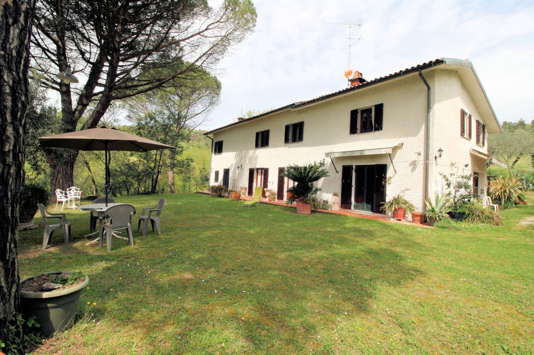 Country House in Montevettolini, Monsummano Terme, Tuscany 1 - 12745675