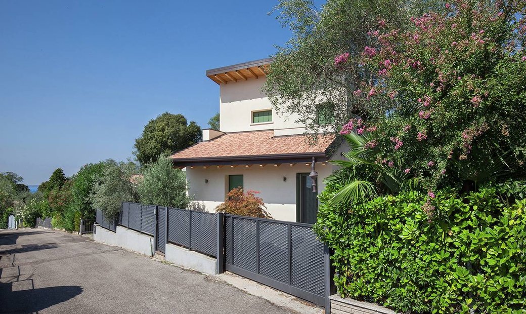 Mansion House For Sale In Bardolino Dans Bardolino, Vénétie, Italie à