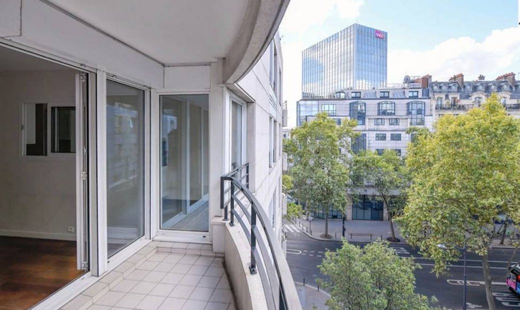 Apartment For Sale In In Charenton Le Pont, île De France, France For Sale (12745847)