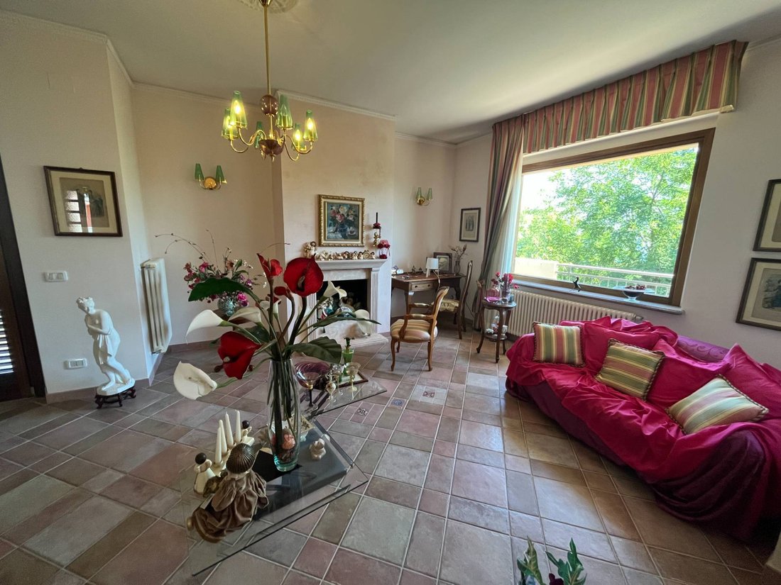 Villa In Vendita A Vasto, Zona Periferica In Vasto, Abruzzo, Italy For