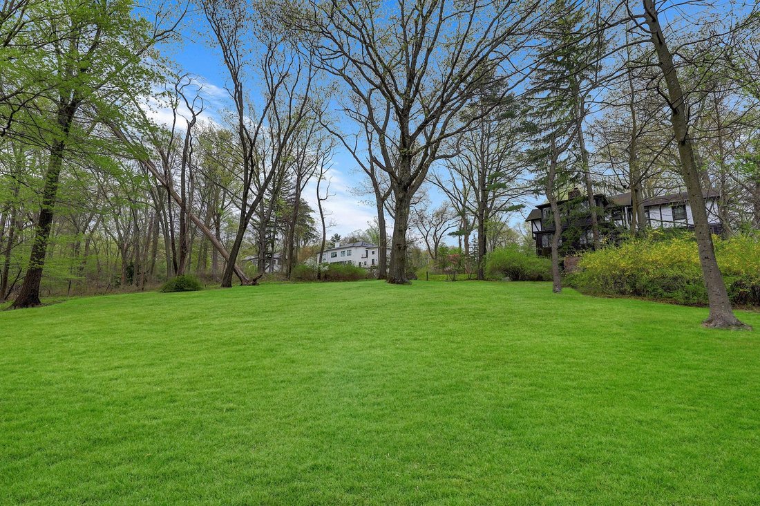 27 Warren Lane, Alpine, Nj 07620 In Closter, New Jersey, United States