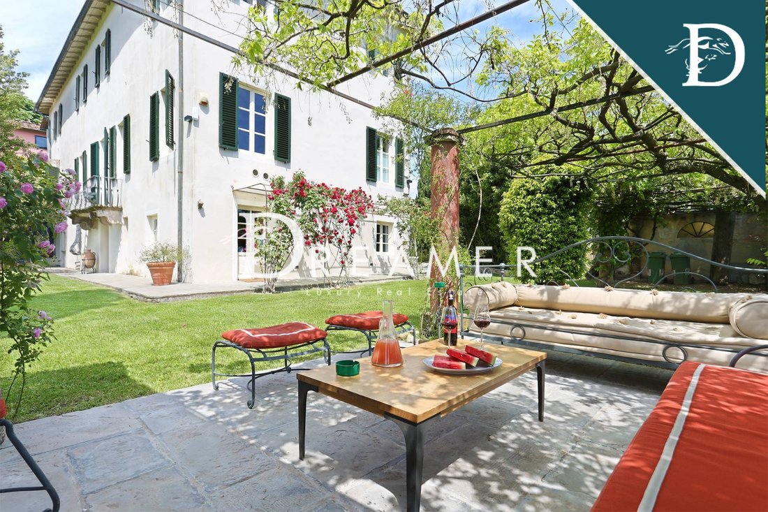 Villa in San Macario In Piano, Lucca, Tuscany 3 - 12745976