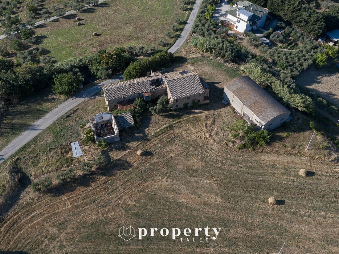 Country House in Monteprandone, Marche, Italy 1 - 12744652