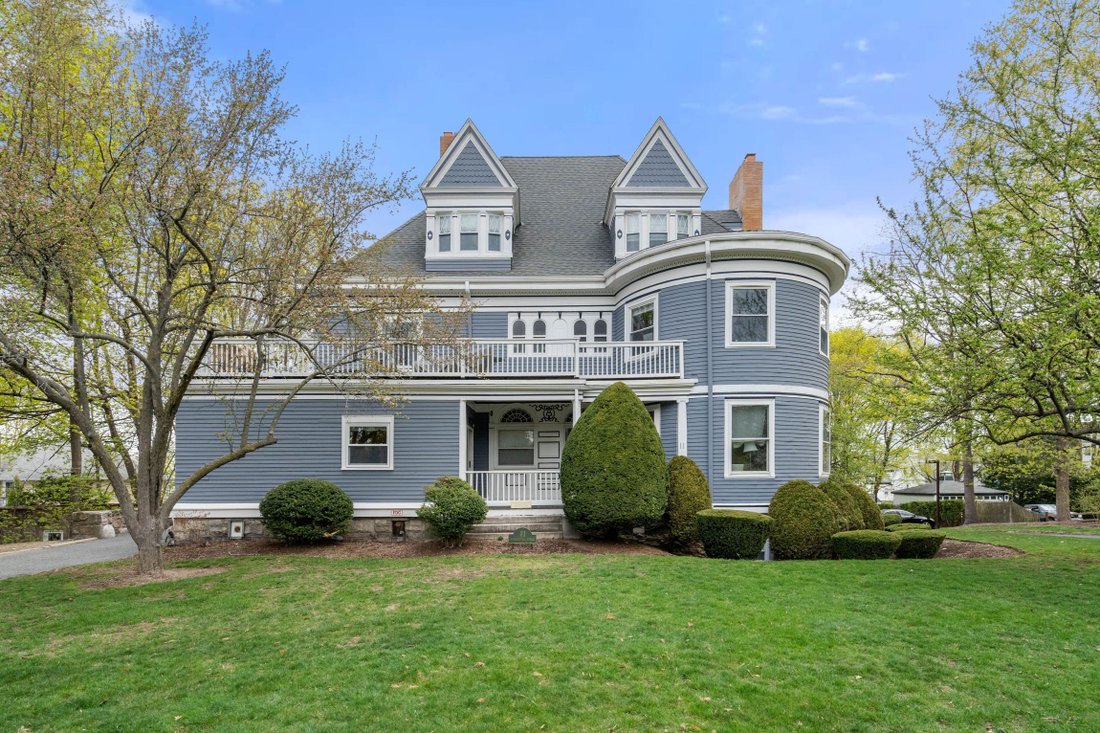 11 Washington Street, Newton, Ma, 02458 In Newton, Massachusetts