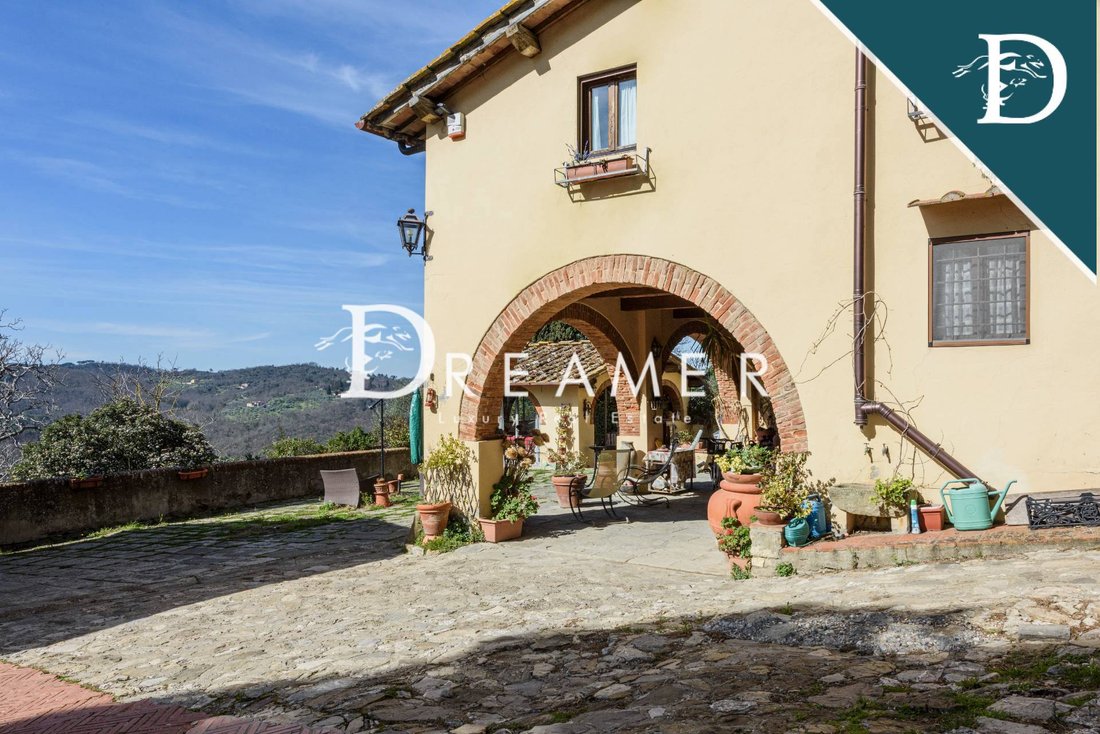 Villa For Sale In Scandicci, San Martino Alla Palma