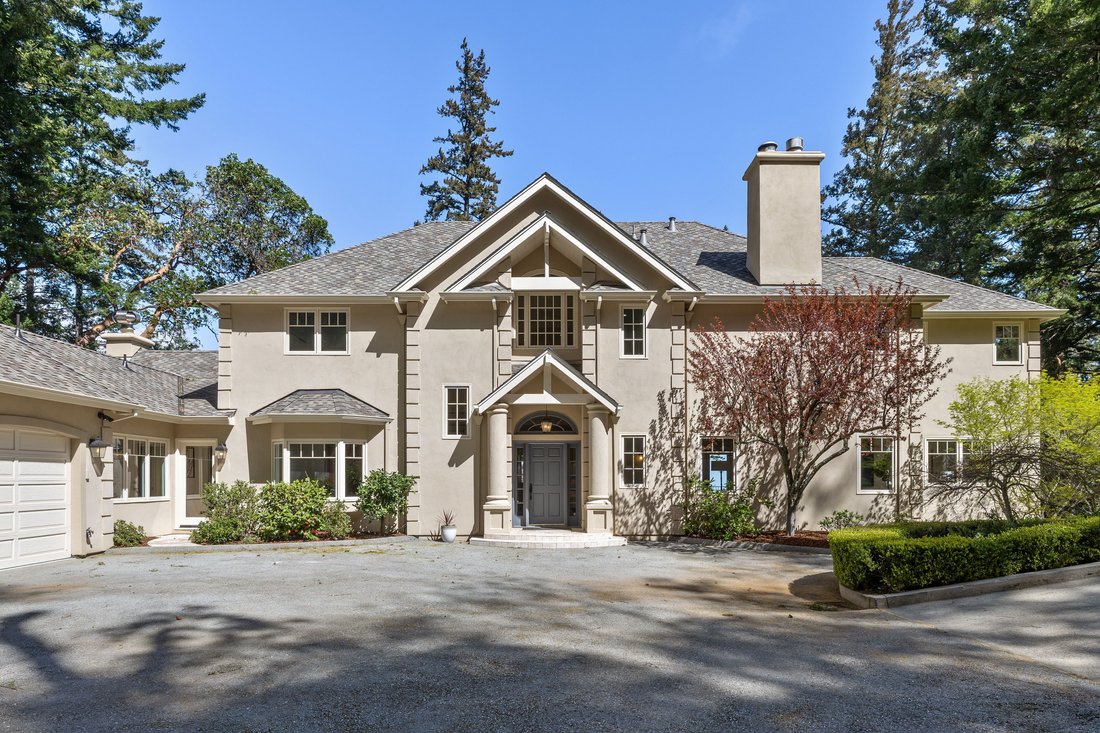 Breathtaking Estate In Woodside In Emerald Hills, California, United
