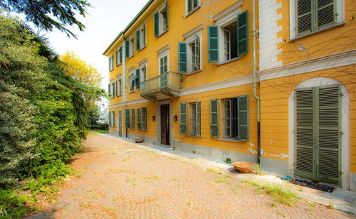 Villa in Moncalieri, Piedmont, Italy 1