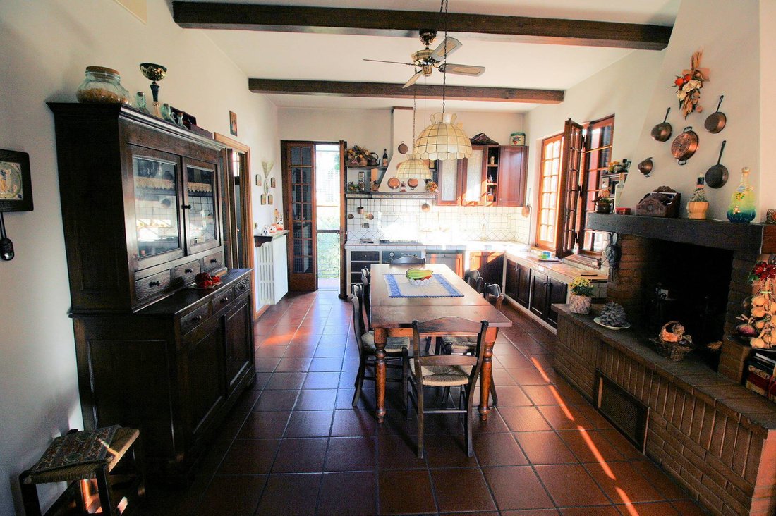 Villa in High School Zone, Montecatini Terme, Italy 5 - 12745809