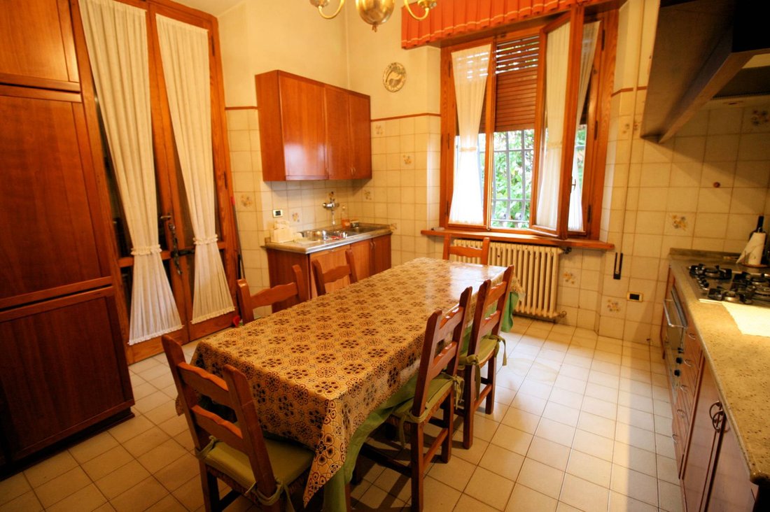 Villa in Thermal Park - Saint Anthony, Montecatini Terme, Italy 5 - 12745796