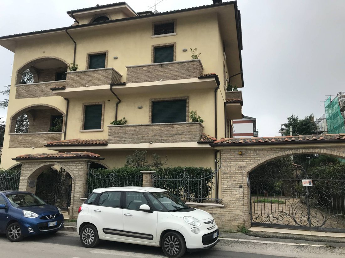Villa In Vendita A Vasto, Zona Centrale In Vasto, Abruzzo, Italy For