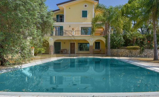 Villa en Formia, Lacio, Italia 1