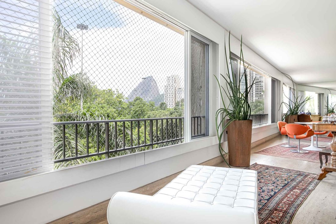 Apartment in Rio de Janeiro, State of Rio de Janeiro, Brazil 1 - 12750031