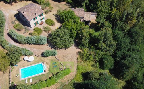 Casa di campagna a Amandola, Marche, Italia 1