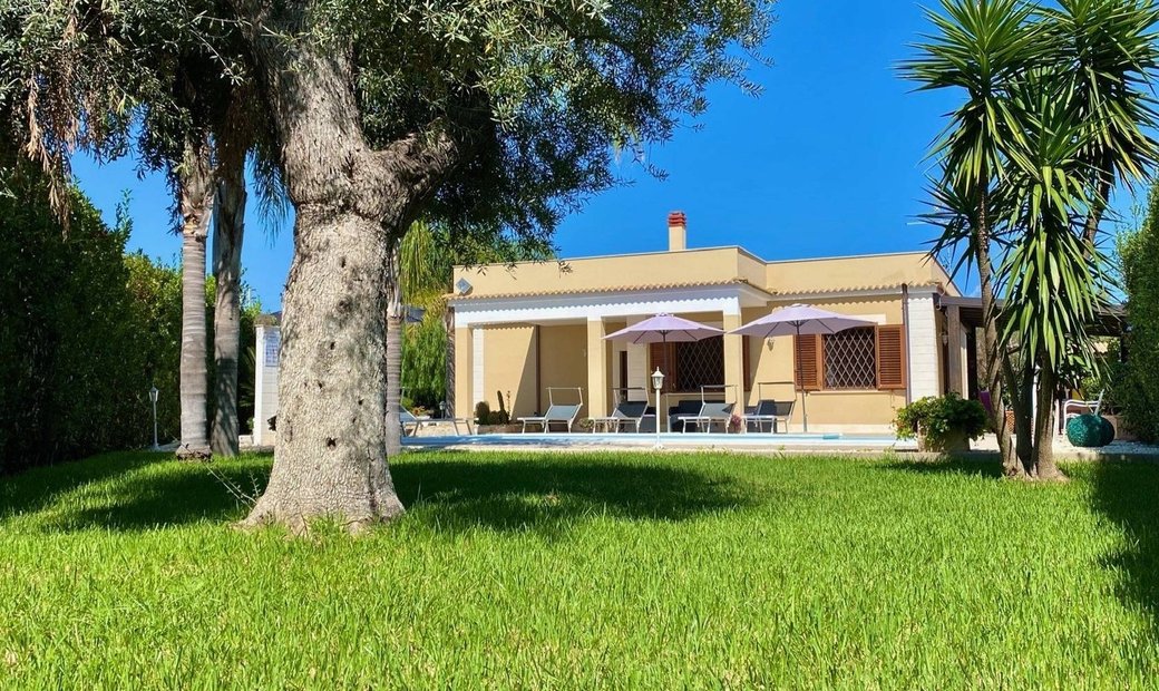 Villa In Vendita A Siracusa In Fontane Bianche, Sicily, Italy For Sale
