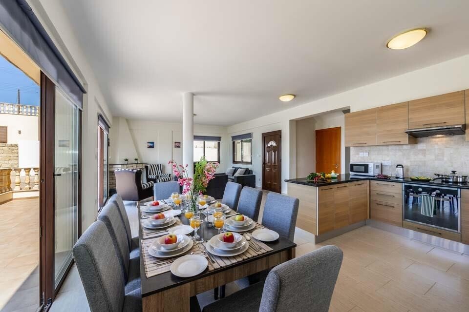 Villa in Kissonerga, Paphos, Cyprus 3 - 12751434