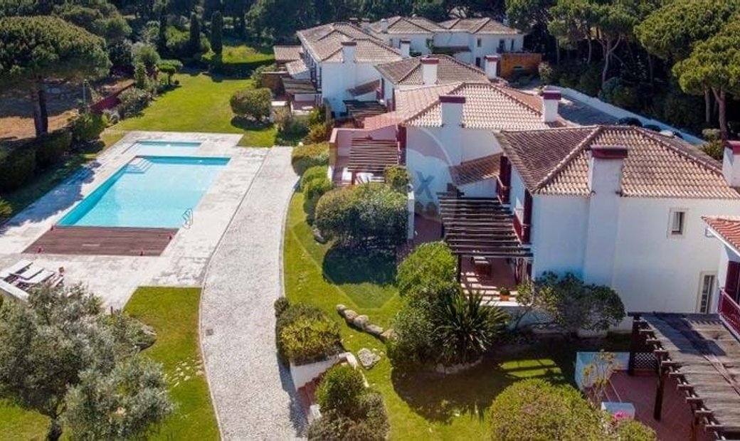 House T3 For Sale In Sintra (Santa Maria E São In Sintra, Lisbon