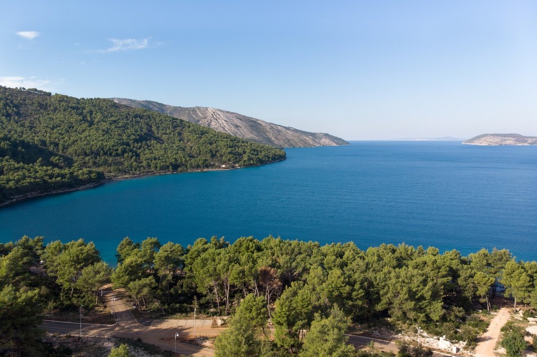 Land in Vrisnik, Split-Dalmatia County, Croatia 1 - 12750403