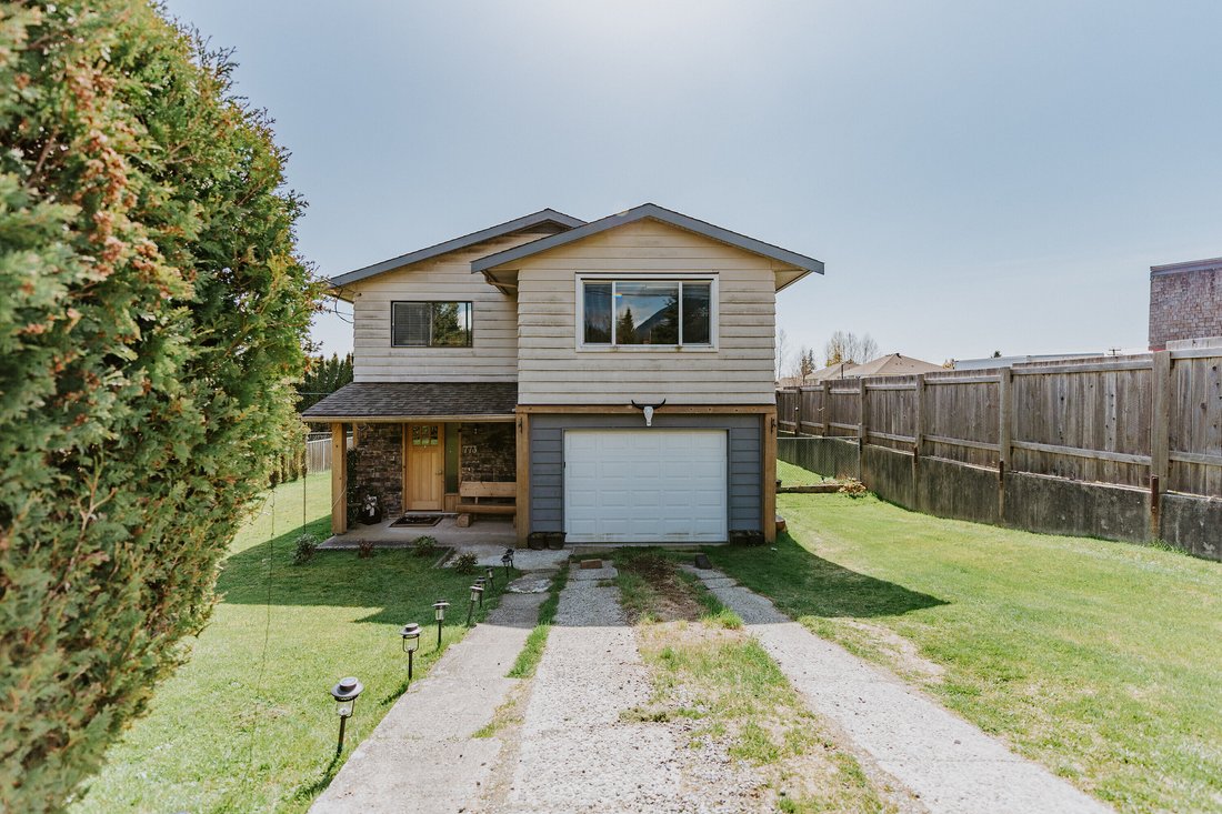 Gibsons, Sunshine Coast In Gibsons, British Columbia, Canada For Sale (12753806)