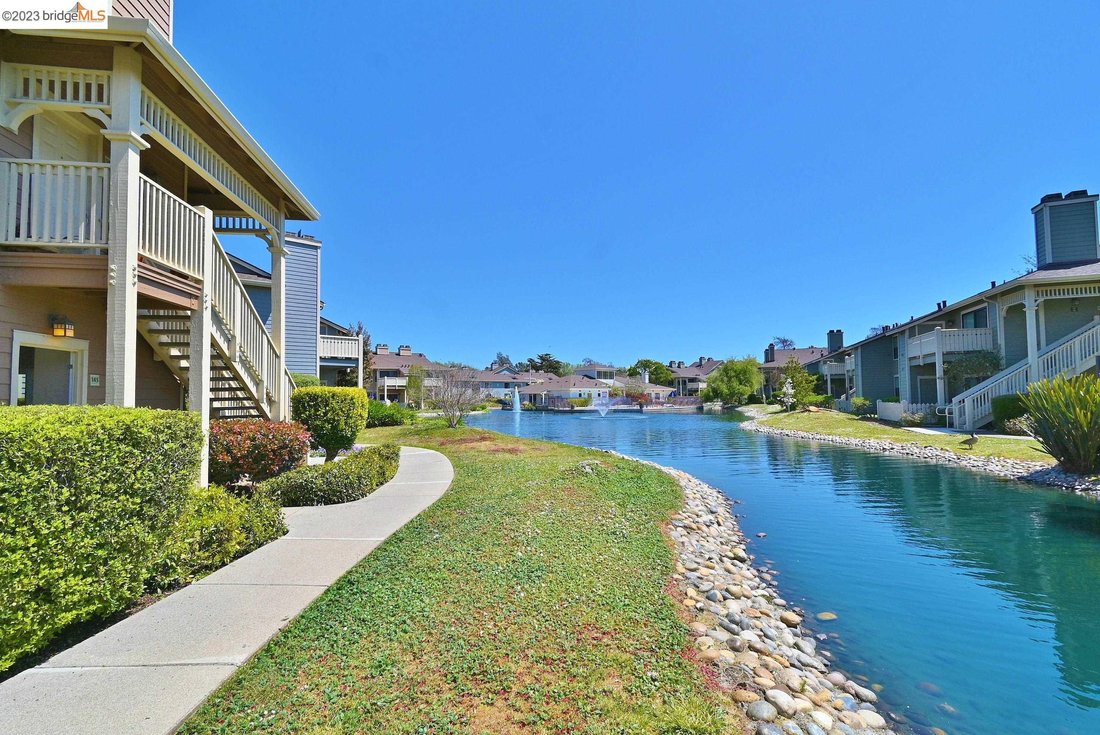 2 Bedrooms Condominium In Richmond, California, United States For Sale