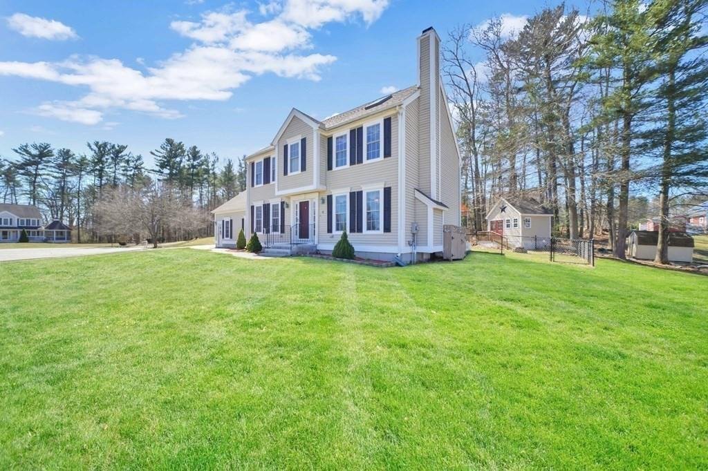 House in Oxford, Massachusetts, United States 2 - 12753753