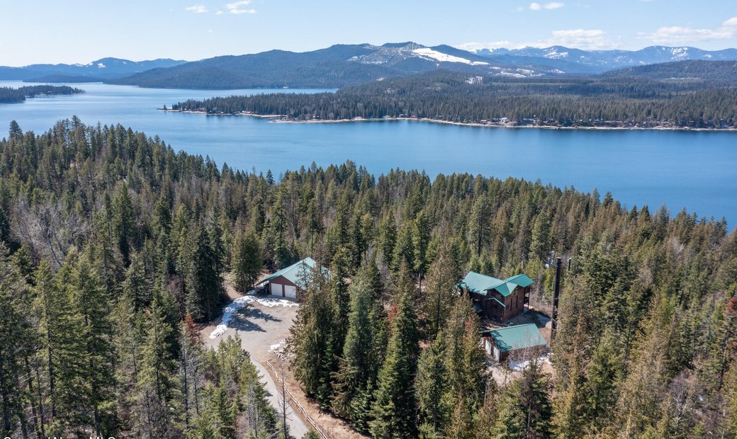 5 Bedrooms Single Family Detached In Coolin, Idaho, United States For