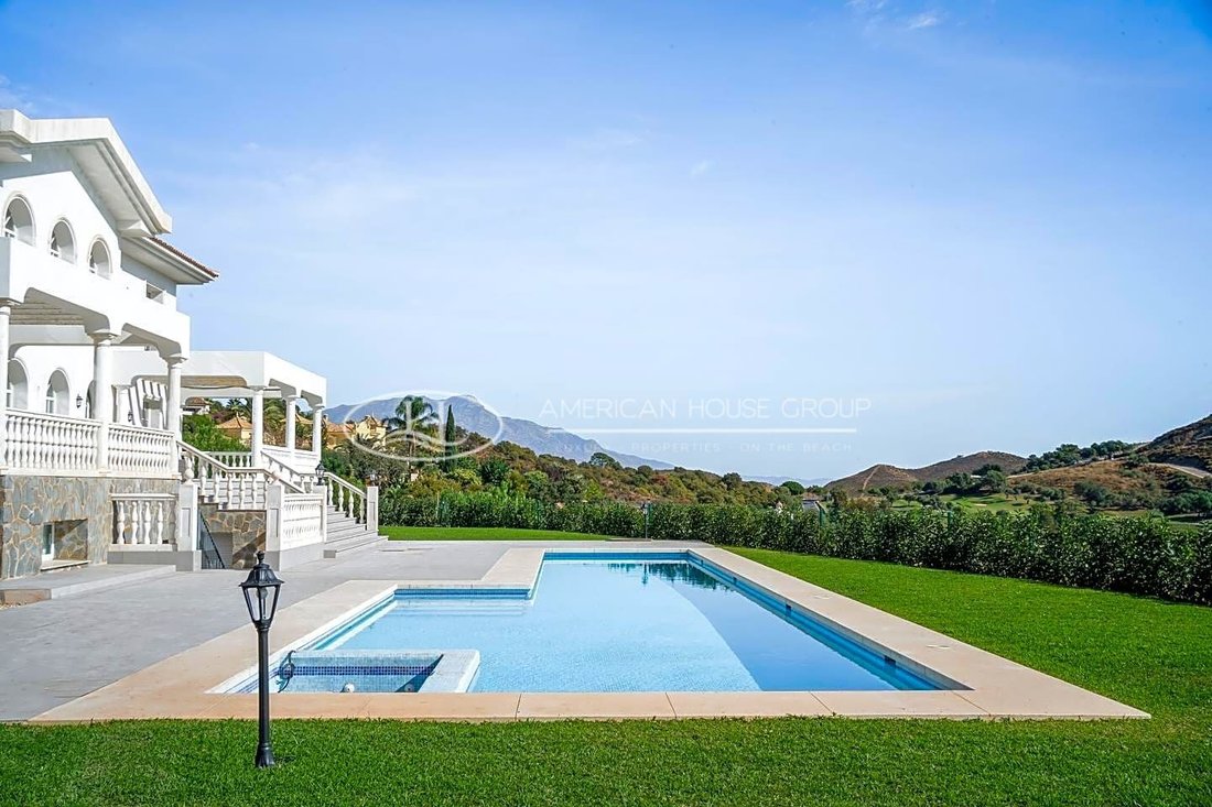 Villa in Benahavis, Andalusia, Spain 4 - 12756890